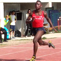 Jonas vince i 200m.