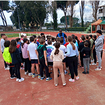 Tapia incontra le scuole